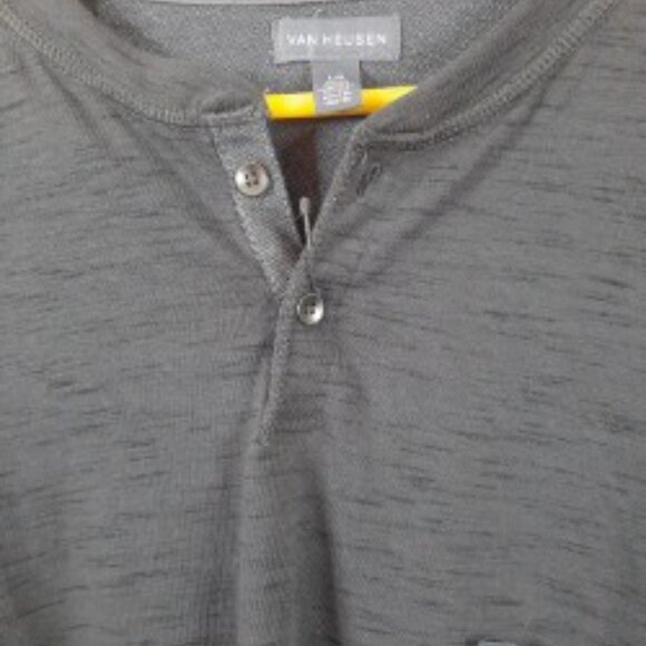 Van Heusen, Men's black, long sleeve " Never Tuck" Shirt. - Picture 2 of 9